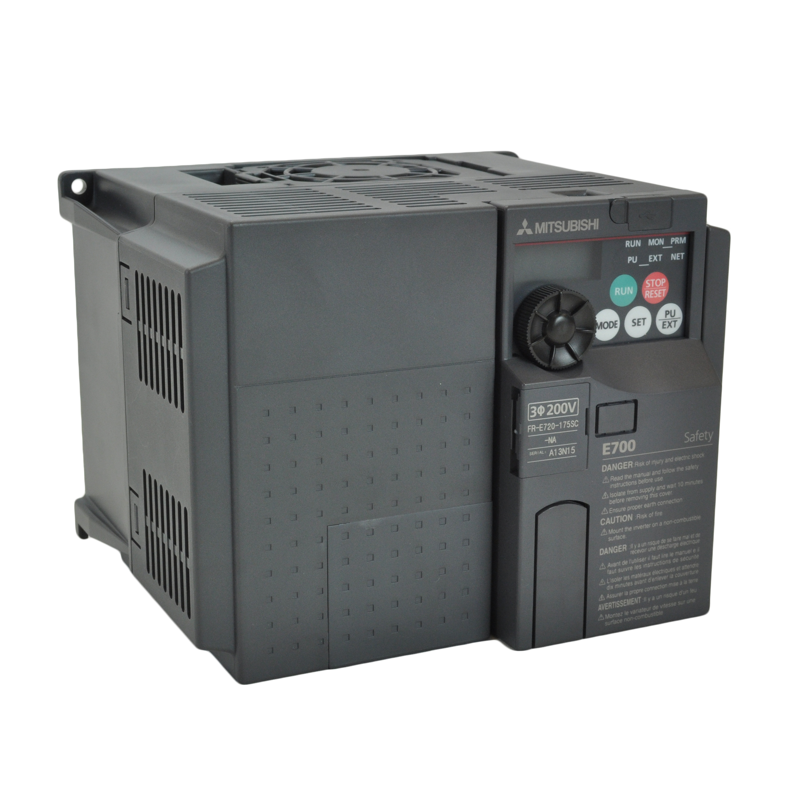 Mitsubishi fr. Mitsubishi fr-e740-120se-EC. Частотный преобразователь Mitsubishi fr-d740-050. Mitsubishi e700. Mitsubishi fr 720